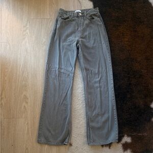 Zara Gray High-Waisted Jeans Size 4